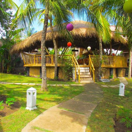 Hobbit'S House Homestay Banyuwedang Eksteriør bilde