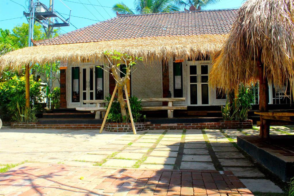 Hobbit'S House Homestay Banyuwedang Eksteriør bilde